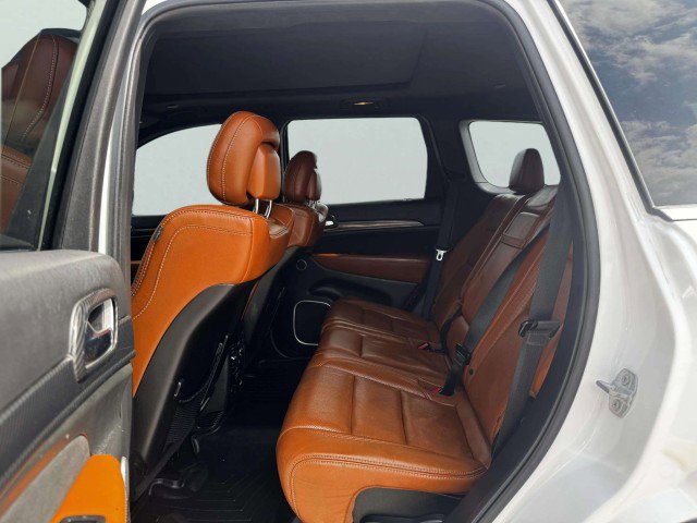 Used 2015 Jeep Grand Cherokee SRT w/ Trailer Tow Group IV image 35