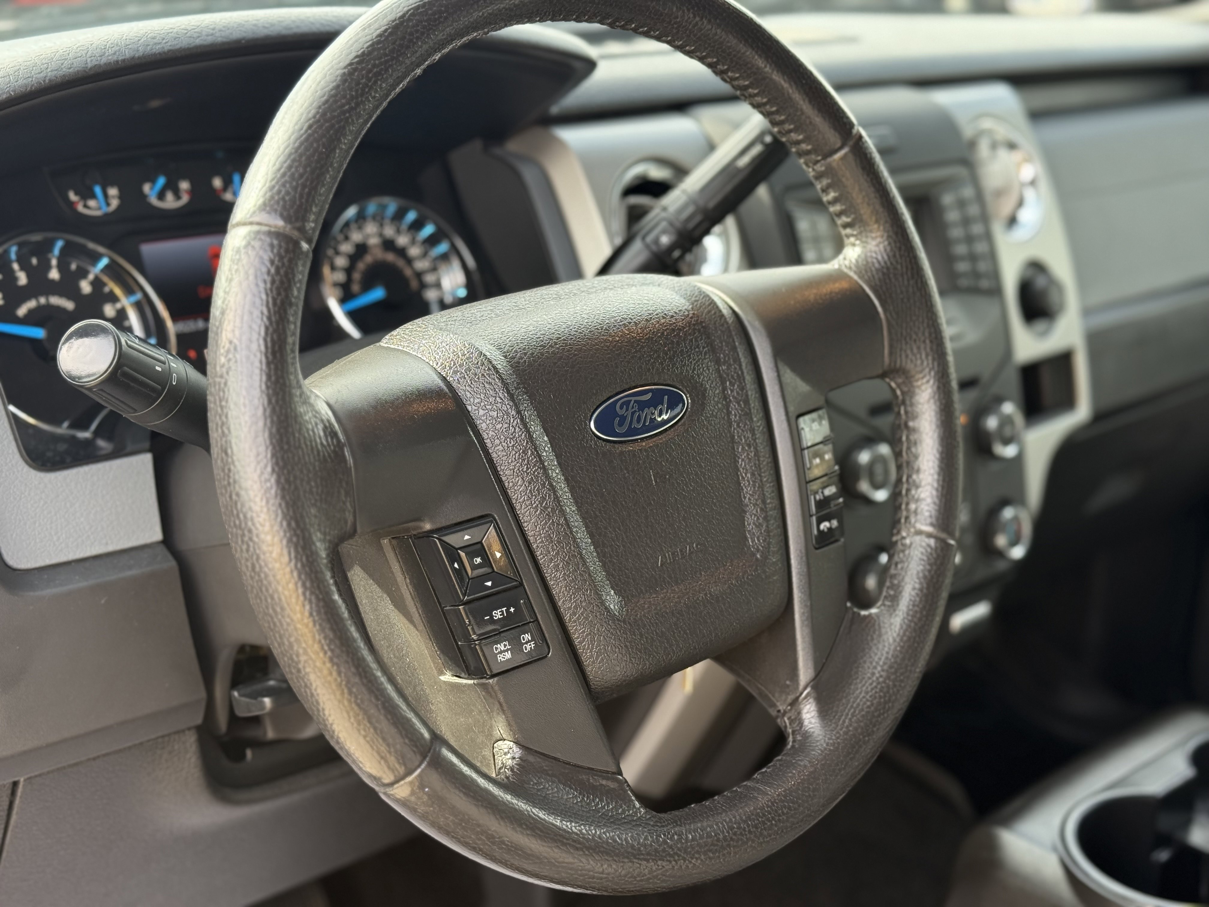 Used 2014 Ford F150 XLT w/ Equipment Group 302A Luxury image 12