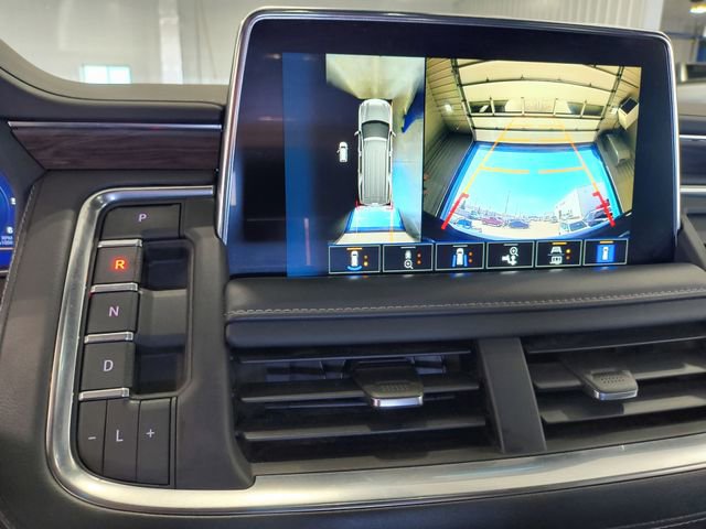 Used 2022 Chevrolet Suburban LT w/ Luxury Package AWD/4WD image 14