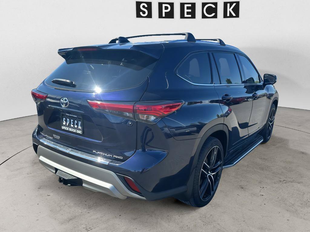 Used 2022 Toyota Highlander Platinum AWD/4WD image 5