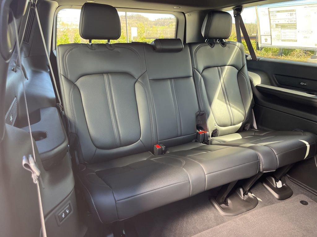 New 2026 Jeep Grand Wagoneer L 4WD image 26