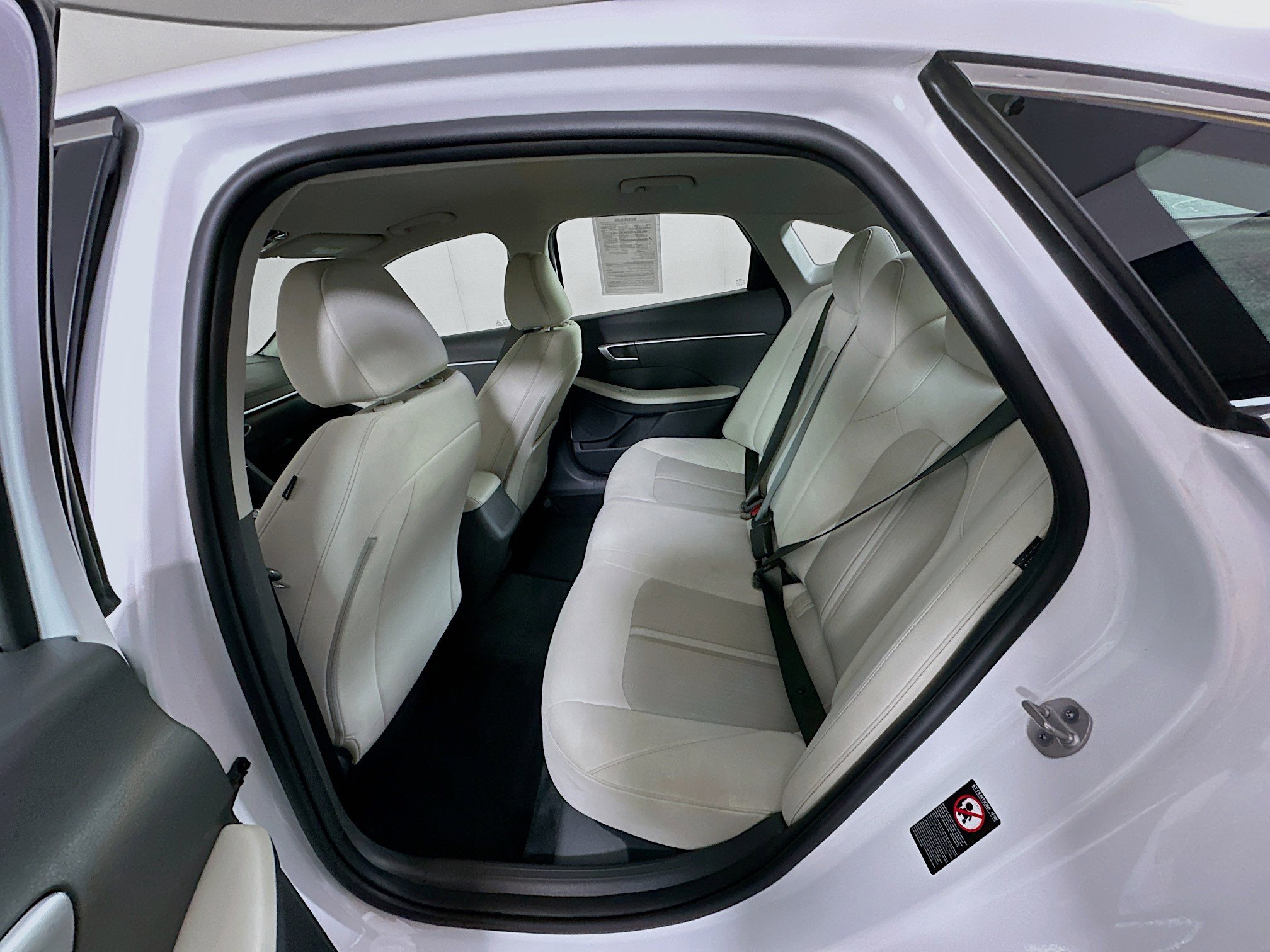 Used 2023 Hyundai Sonata SE image 25