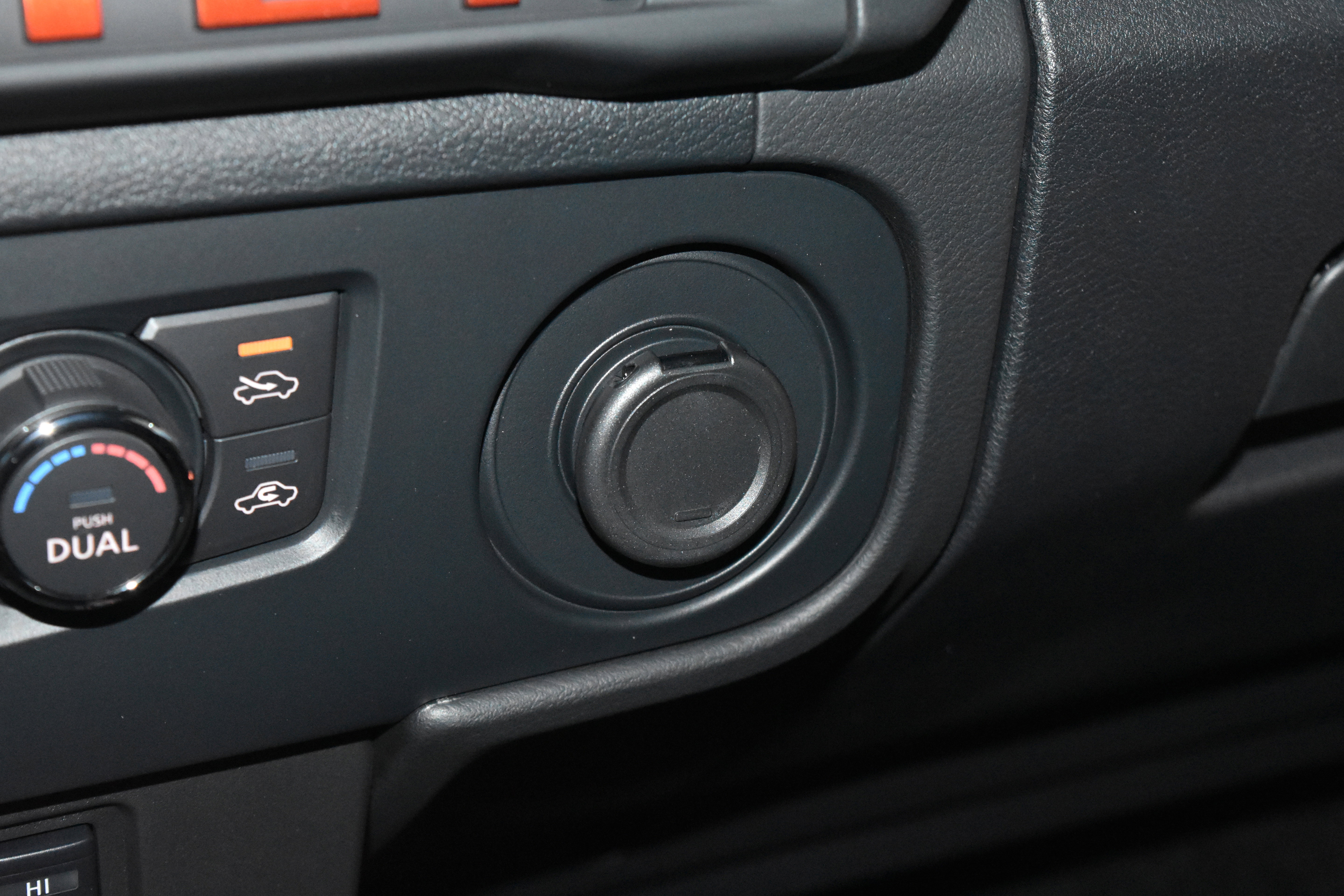 New 2026 Nissan Frontier PRO-4X AWD/4WD image 13