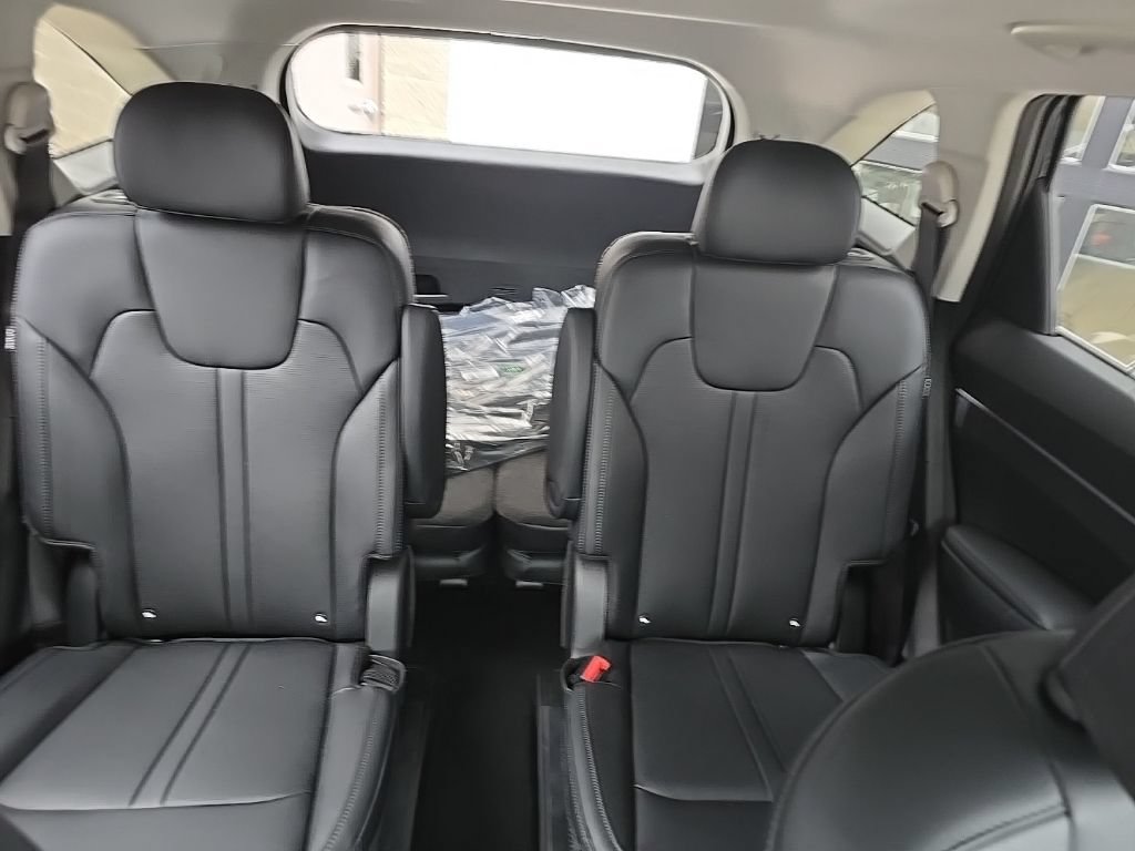 New 2026 Kia Sorento EX w/ EX Premium Package AWD/4WD image 10