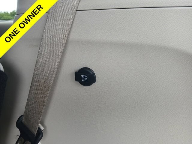 Certified 2023 Chrysler Pacifica Limited FWD image 11