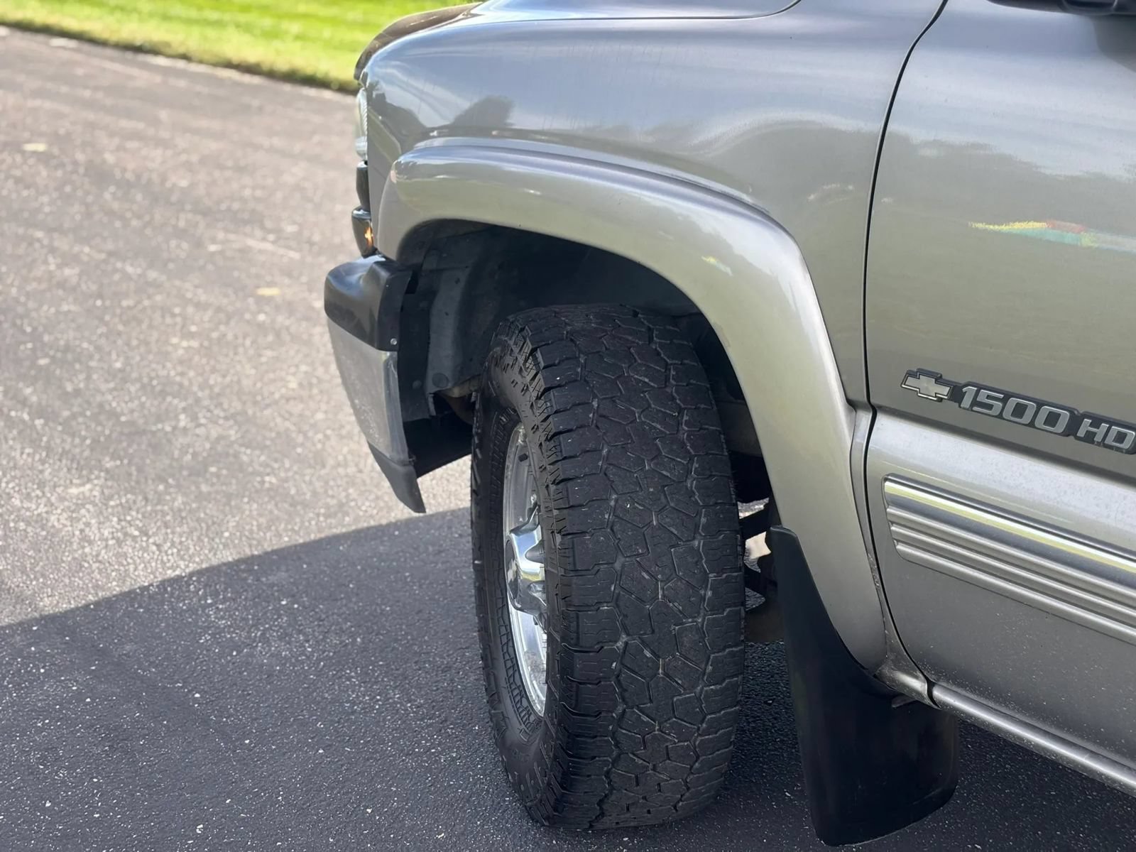 Used 2002 Chevrolet Silverado 1500 LT AWD/4WD image 16