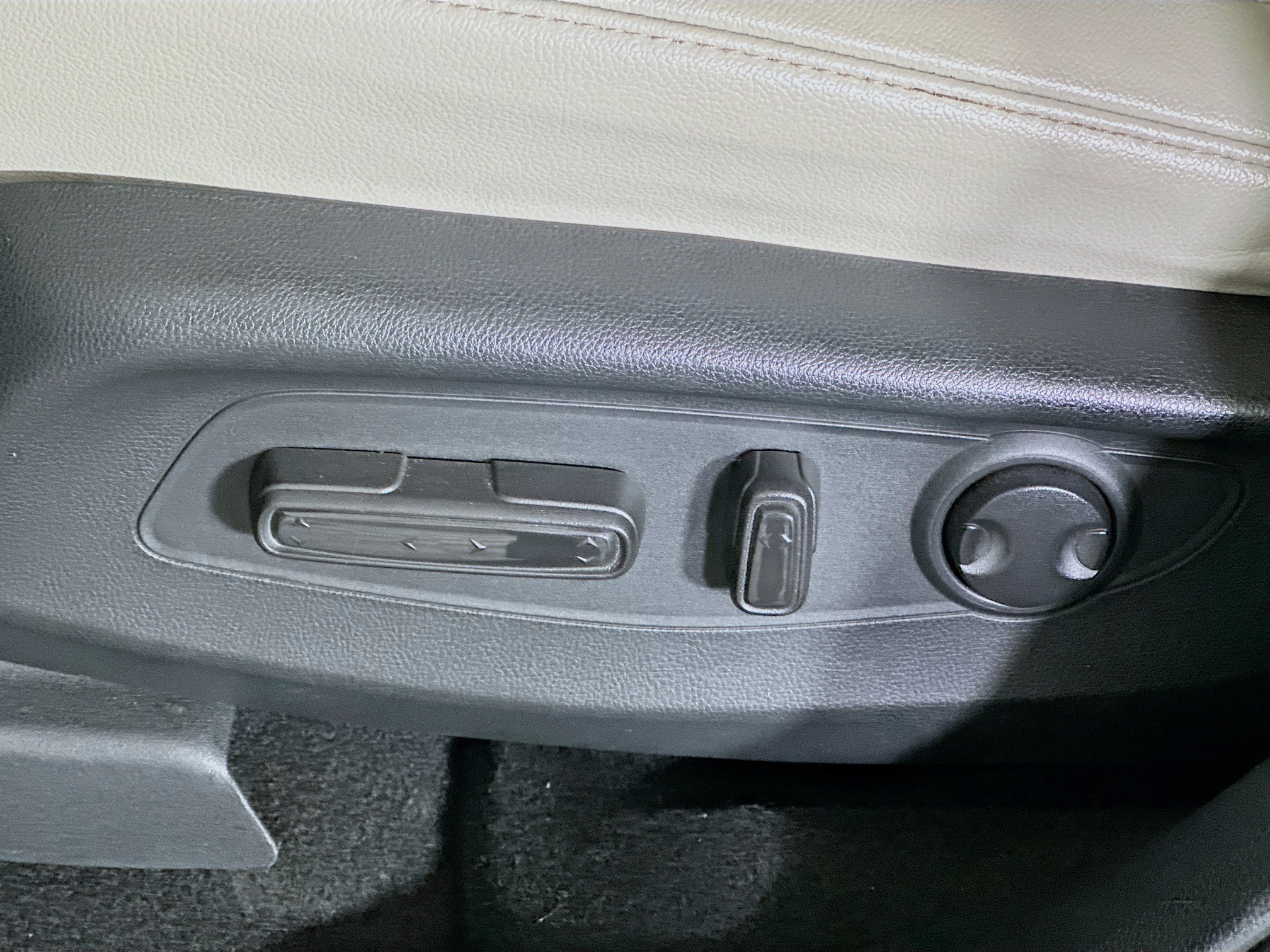 Used 2024 Honda CR-V EX-L image 13