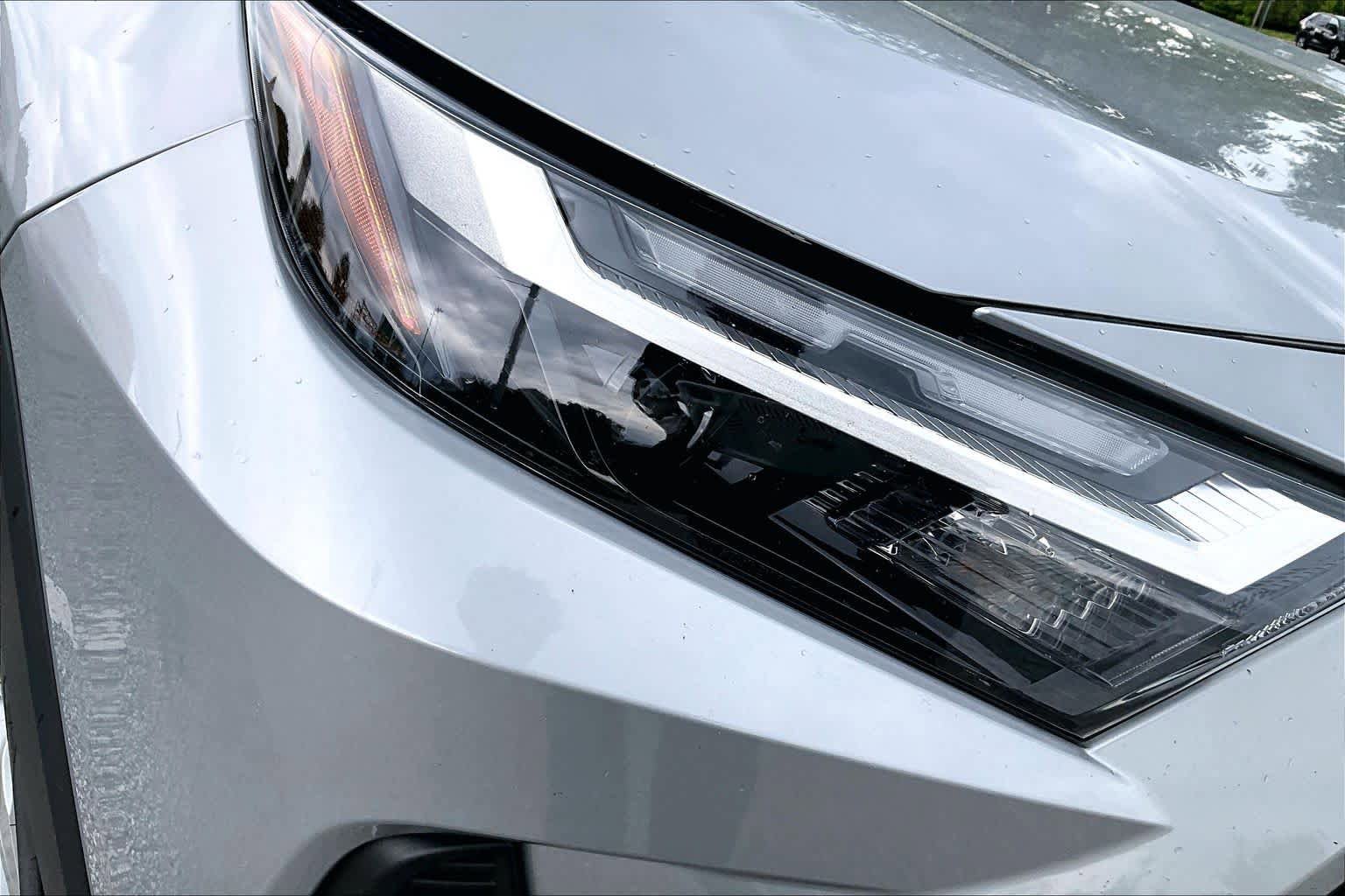 Used 2023 Toyota RAV4 LE AWD/4WD image 27