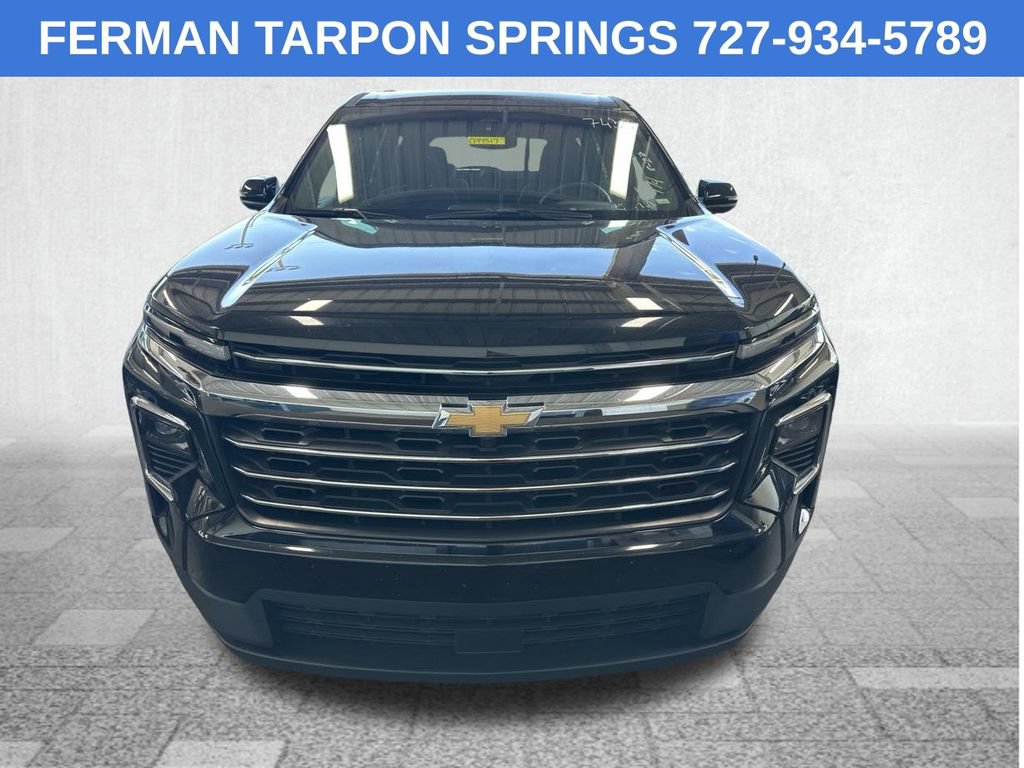 Used 2025 Chevrolet Traverse LT FWD image 9