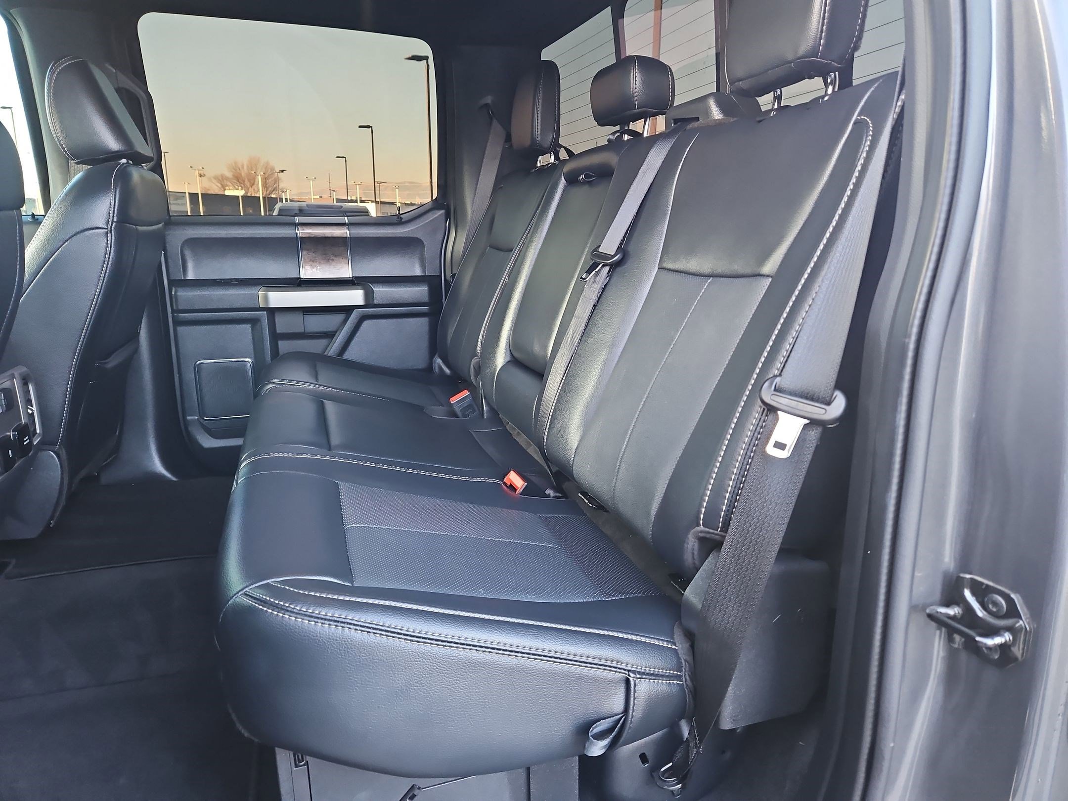 Used 2022 Ford F250 Lariat image 30