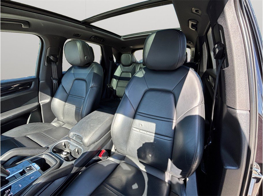 Used 2019 Porsche Cayenne image 21