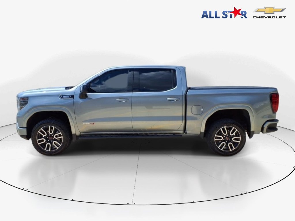 Used 2025 GMC Sierra 1500 AT4 w/ AT4 Premium Package AWD/4WD image 9