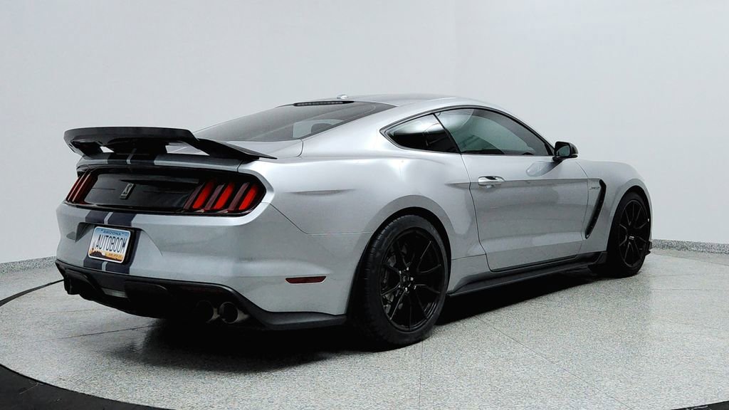 Used 2020 Ford Mustang Shelby GT350 w/ Technology Package image 5