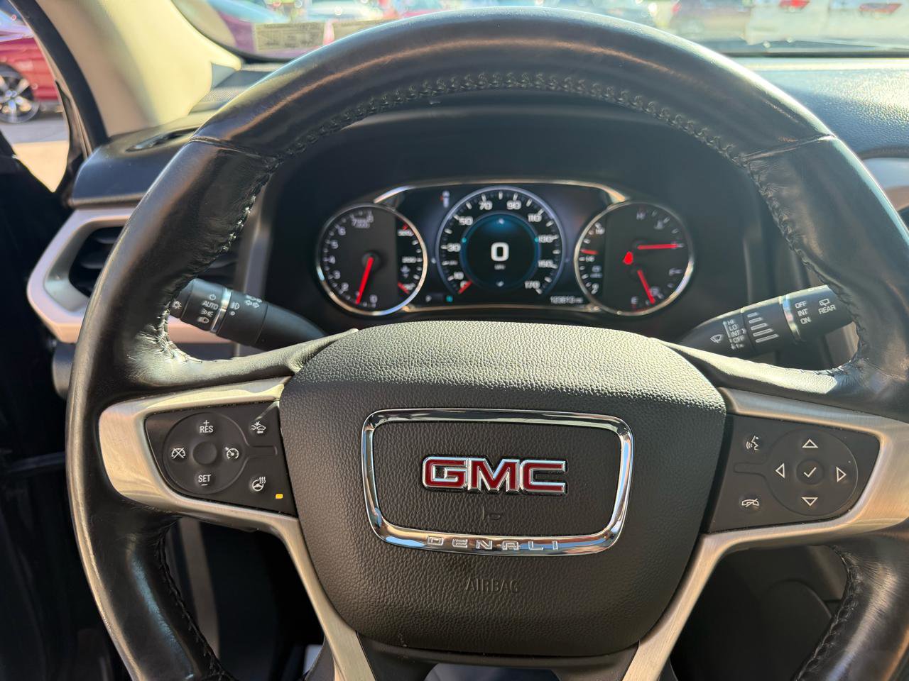 Used 2018 GMC Acadia Denali w/ Technology Package AWD/4WD image 37