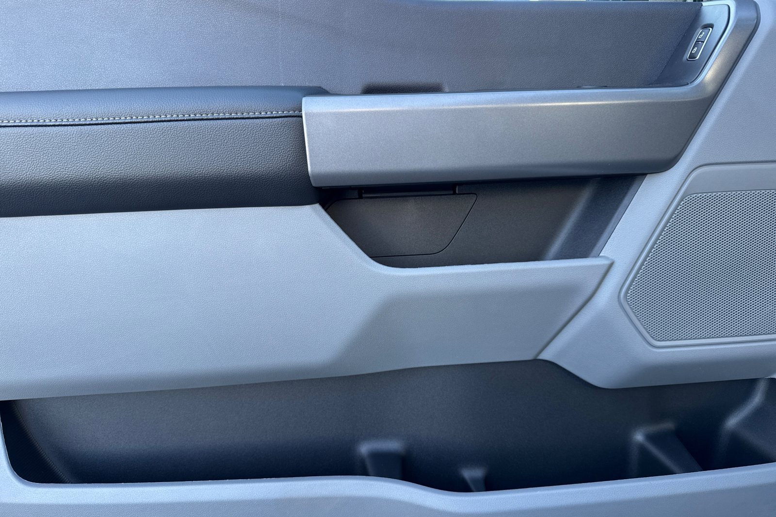 New 2024 Ford F250 XL w/ STX Appearance Package image 10