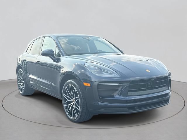 Used 2022 Porsche Macan AWD/4WD image 33