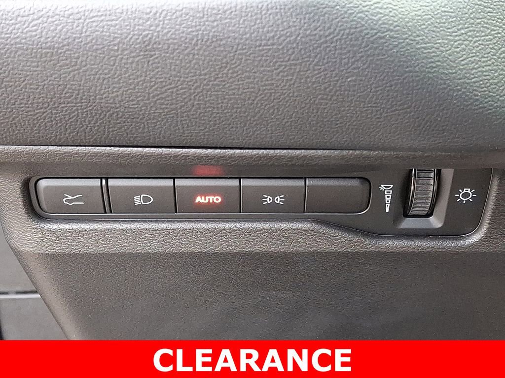 Used 2024 Dodge Charger R/T w/ Plus Group image 25