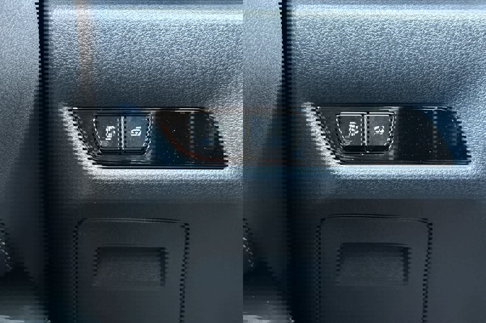 Certified 2025 Lexus NX 450h+ AWD w/ Luxury Package image 31