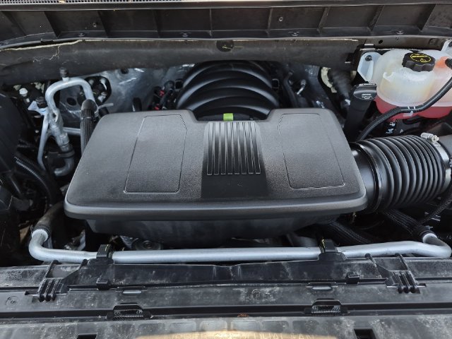 Used 2025 Chevrolet Silverado 1500 LT AWD/4WD image 37