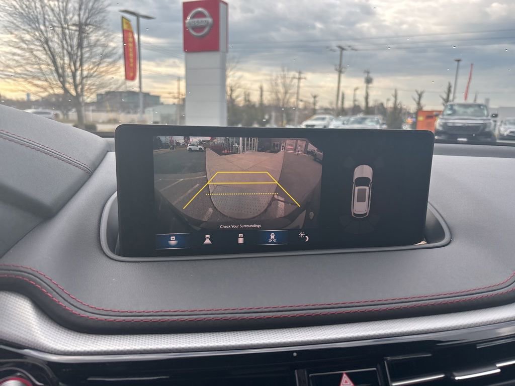 Used 2023 Acura MDX A-Spec image 14
