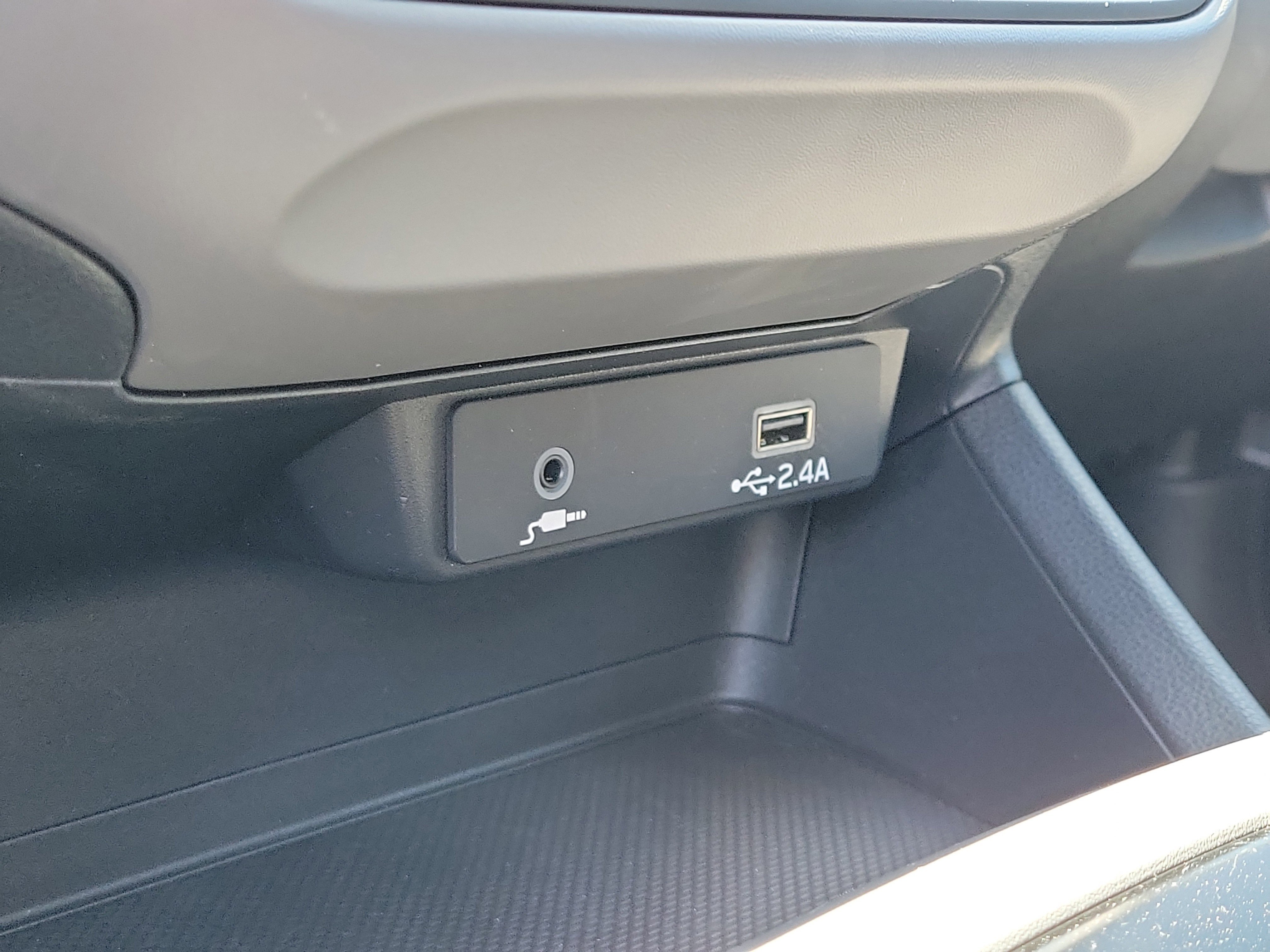 Certified 2024 Subaru Crosstrek 2.0i image 28