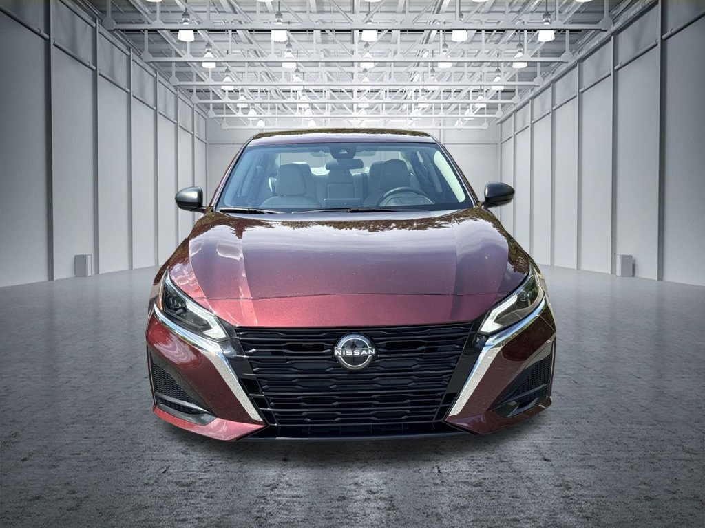 Certified 2025 Nissan Altima 2.5 SV FWD image 2