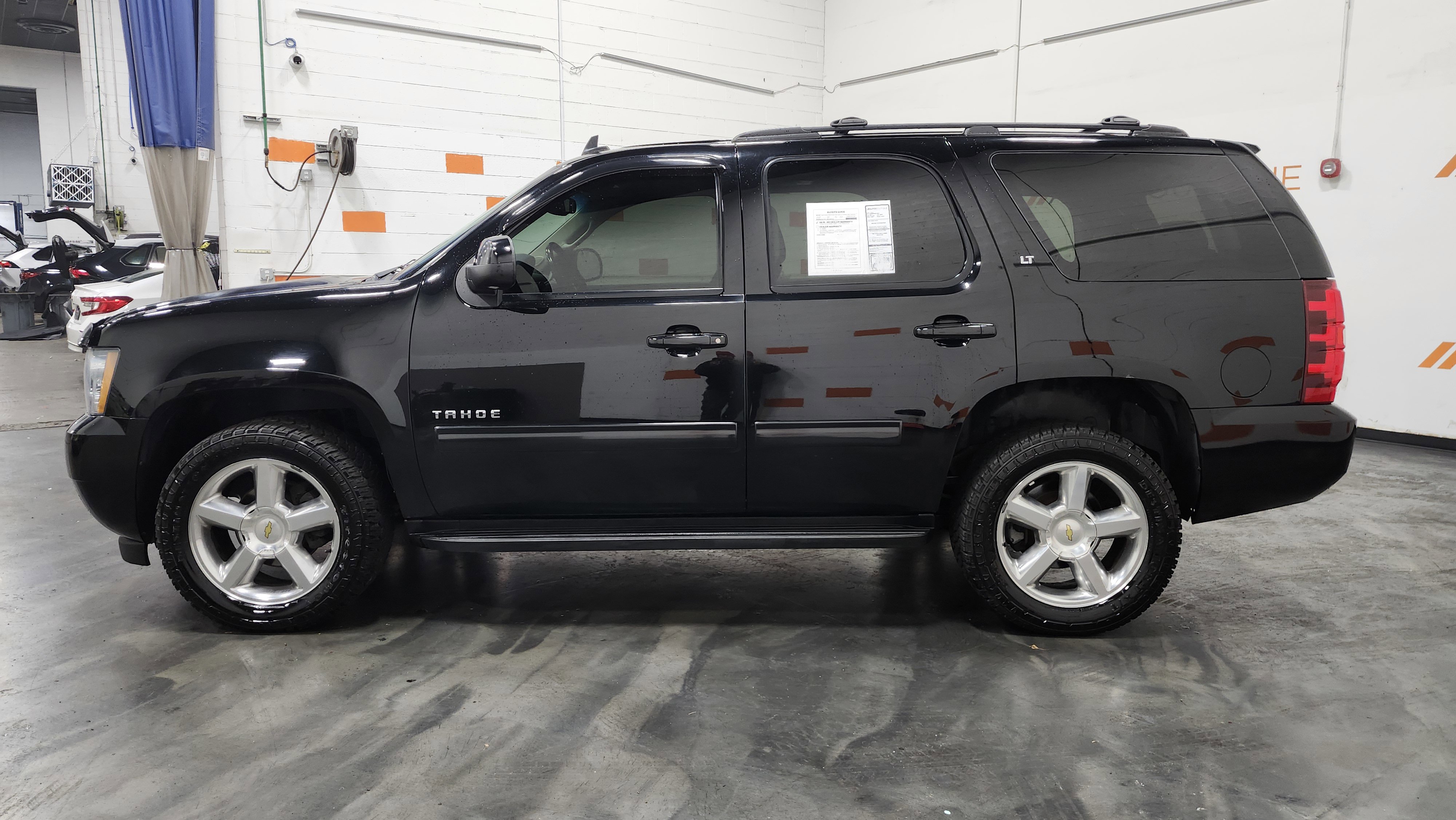 Used 2014 Chevrolet Tahoe LT image 16