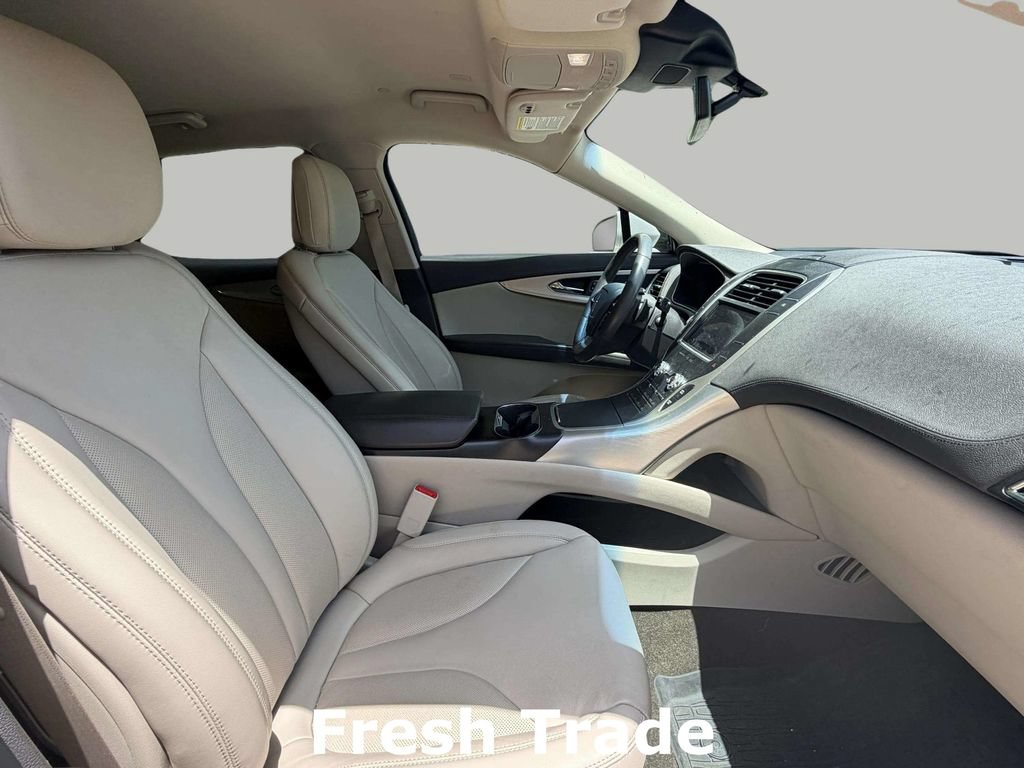 Used 2020 Lincoln Nautilus Premier w/ Equipment Group 101A AWD/4WD image 11