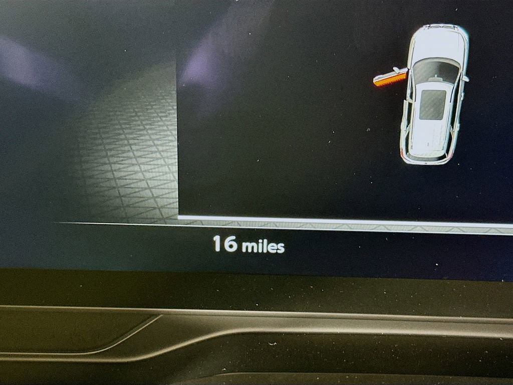 New 2026 Nissan Pathfinder Platinum image 16