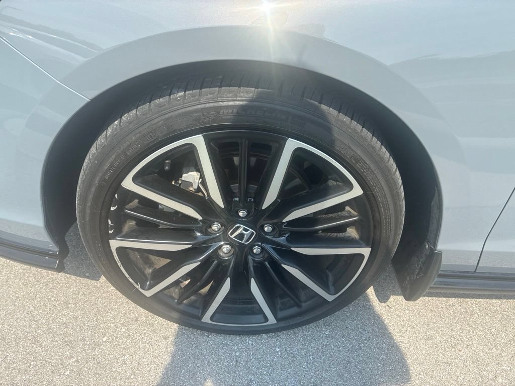 Used 2025 Honda Accord Touring image 27