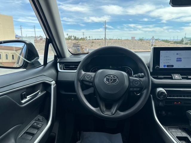 Used 2025 Toyota RAV4 XLE FWD image 13