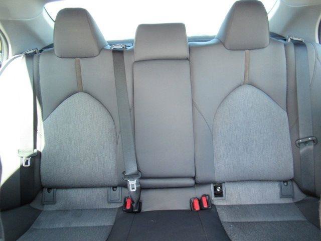 Used 2020 Toyota Camry LE image 24