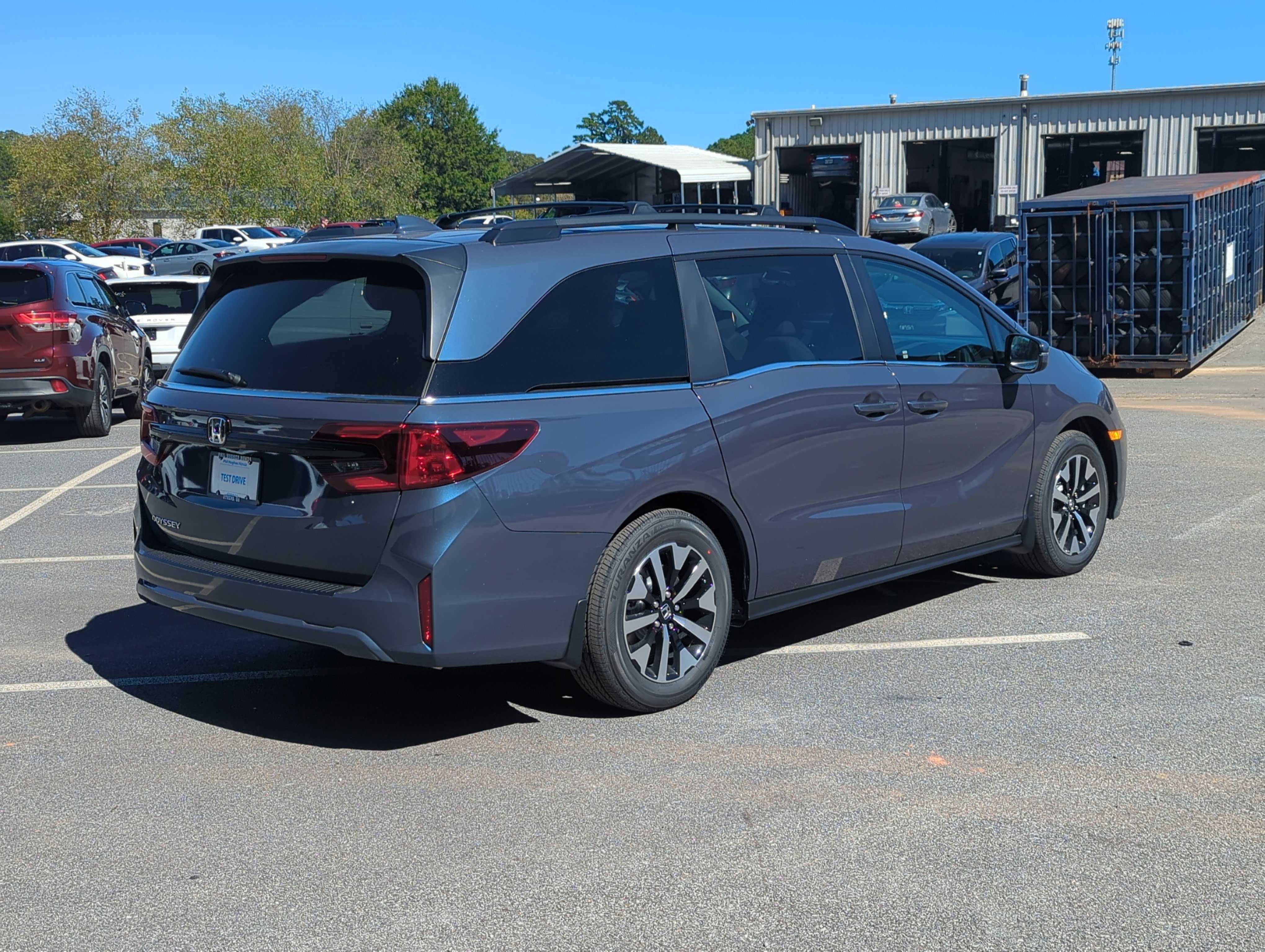 New 2026 Honda Odyssey EX-L image 4