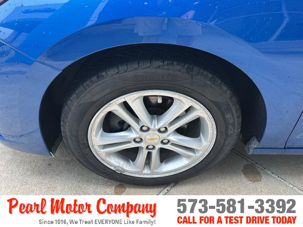 Certified 2018 Chevrolet Cruze LT FWD image 8