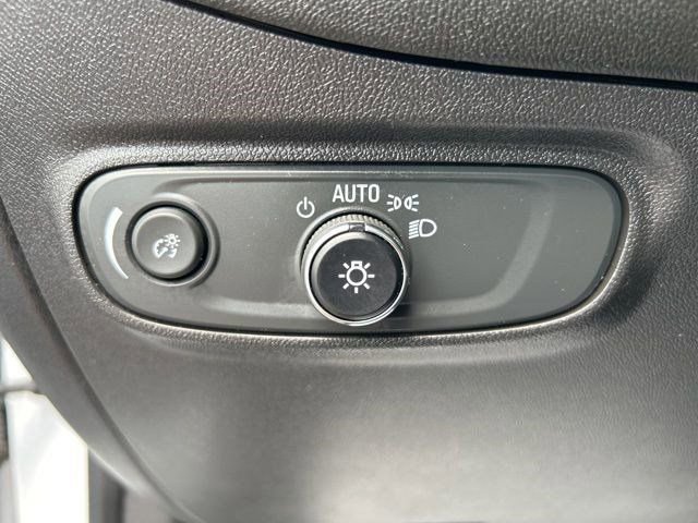 Used 2022 Chevrolet Equinox LT image 19