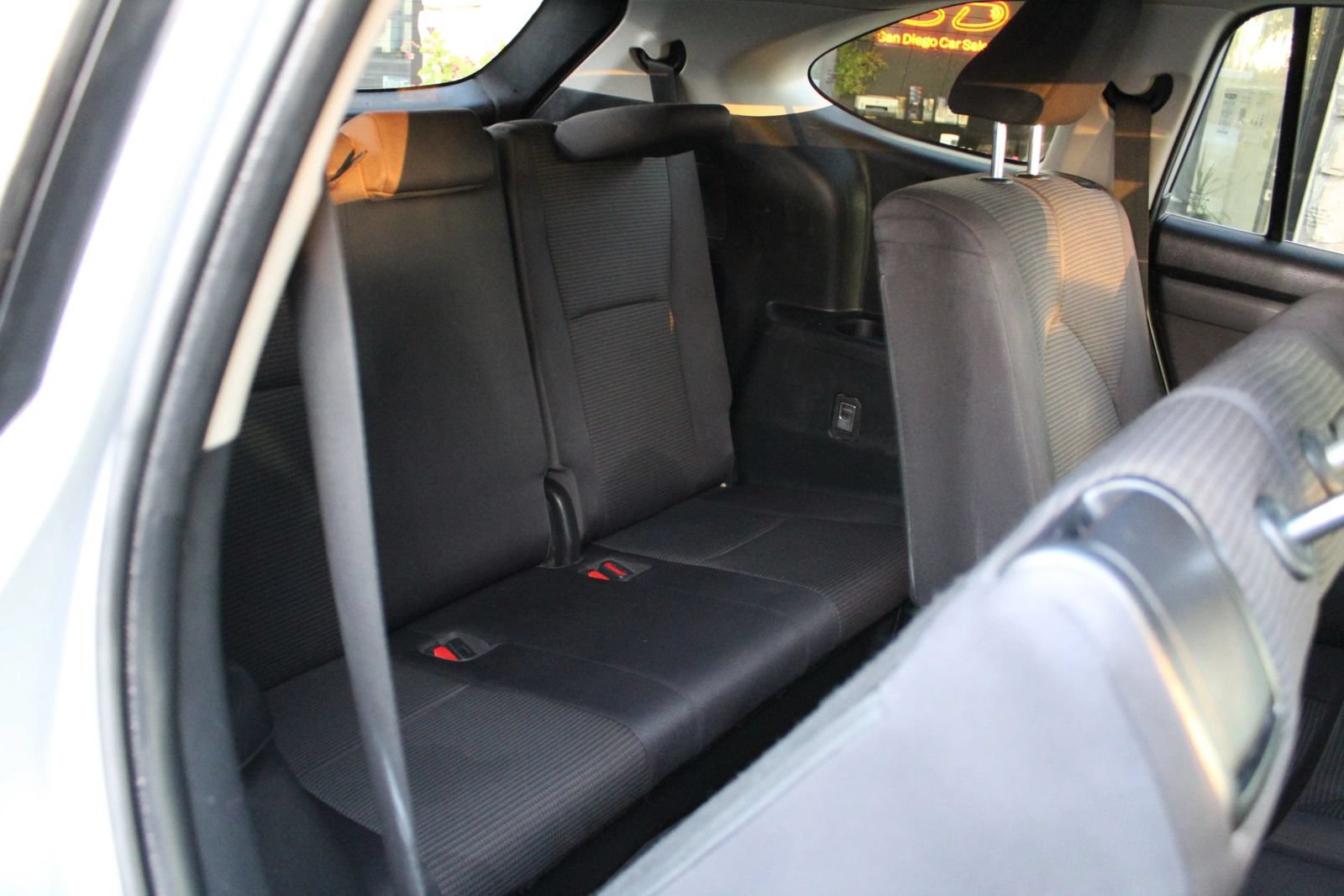 Used 2021 Toyota Highlander L FWD image 12