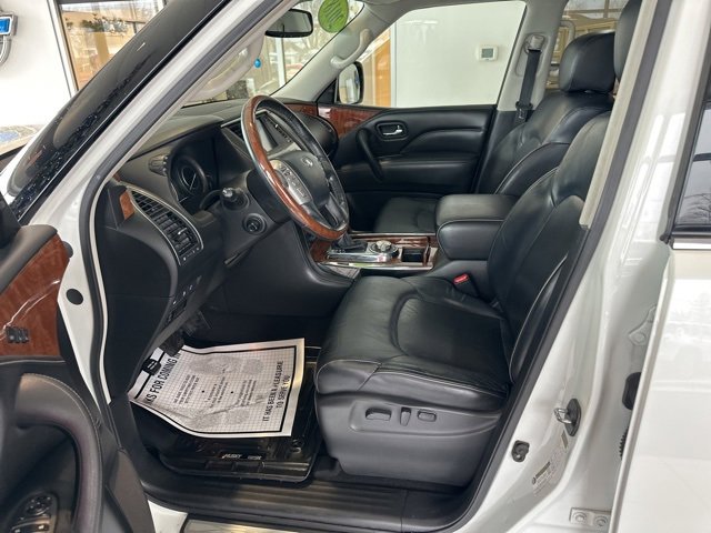 Used 2018 INFINITI QX80 4WD w/ Driver Assistance Package image 8