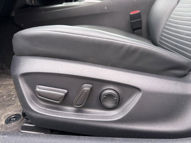Used 2024 Toyota Camry SE image 17