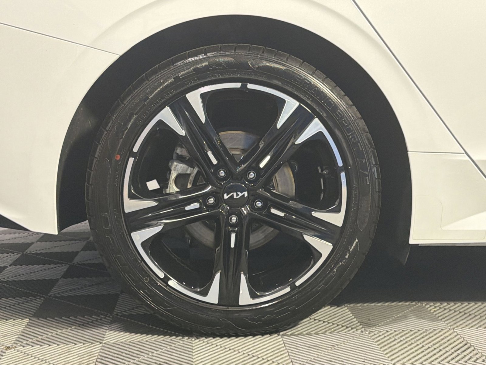 Used 2022 Kia K5 GT-Line w/ GT-Line Awd Premium Package image 37