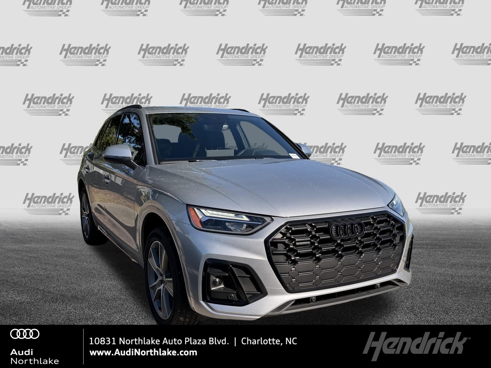 Certified 2025 Audi Q5 2.0T Premium w/ Convenience Plus Package
