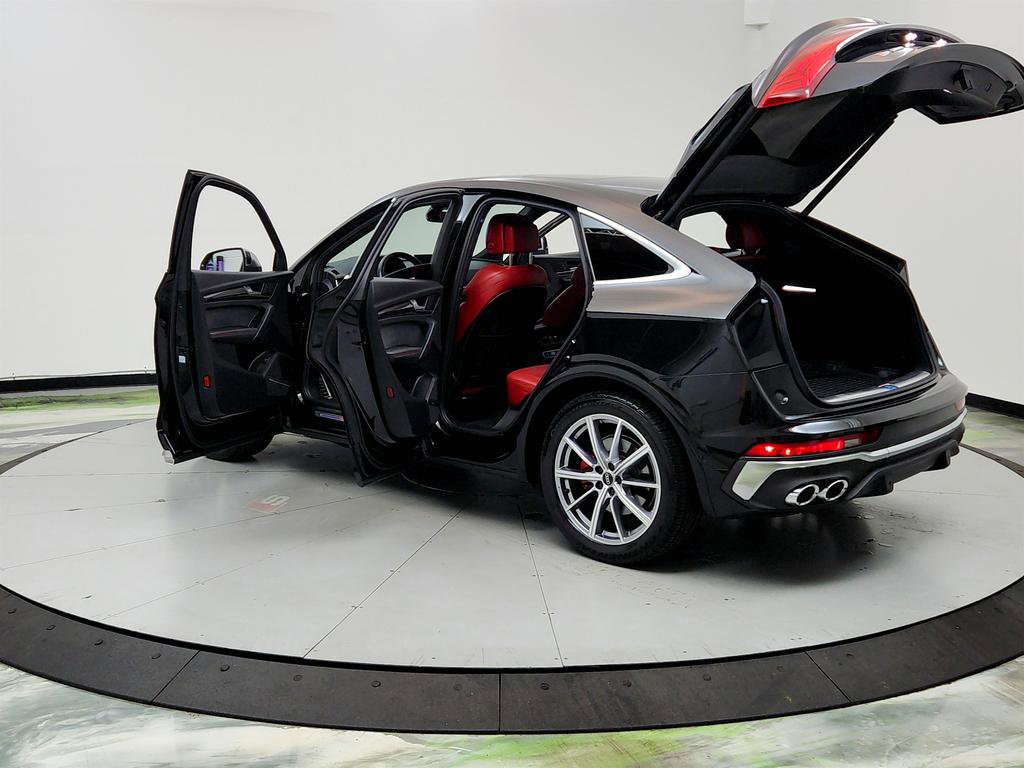 Used 2022 Audi SQ5 Prestige w/ Prestige Package image 12