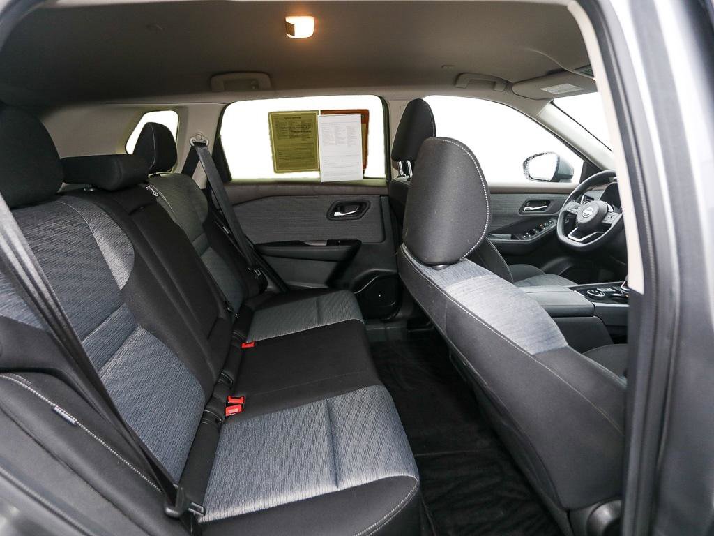 Used 2023 Nissan Rogue SV image 22