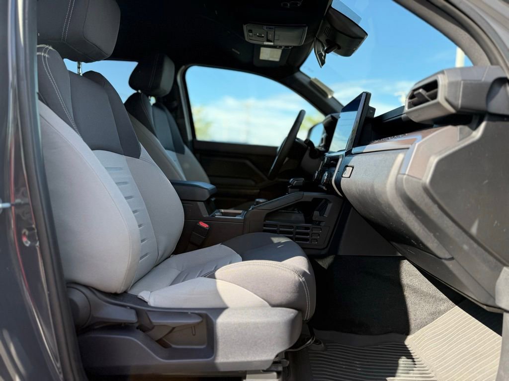 Used 2024 Toyota Tacoma TRD Sport AWD/4WD image 20