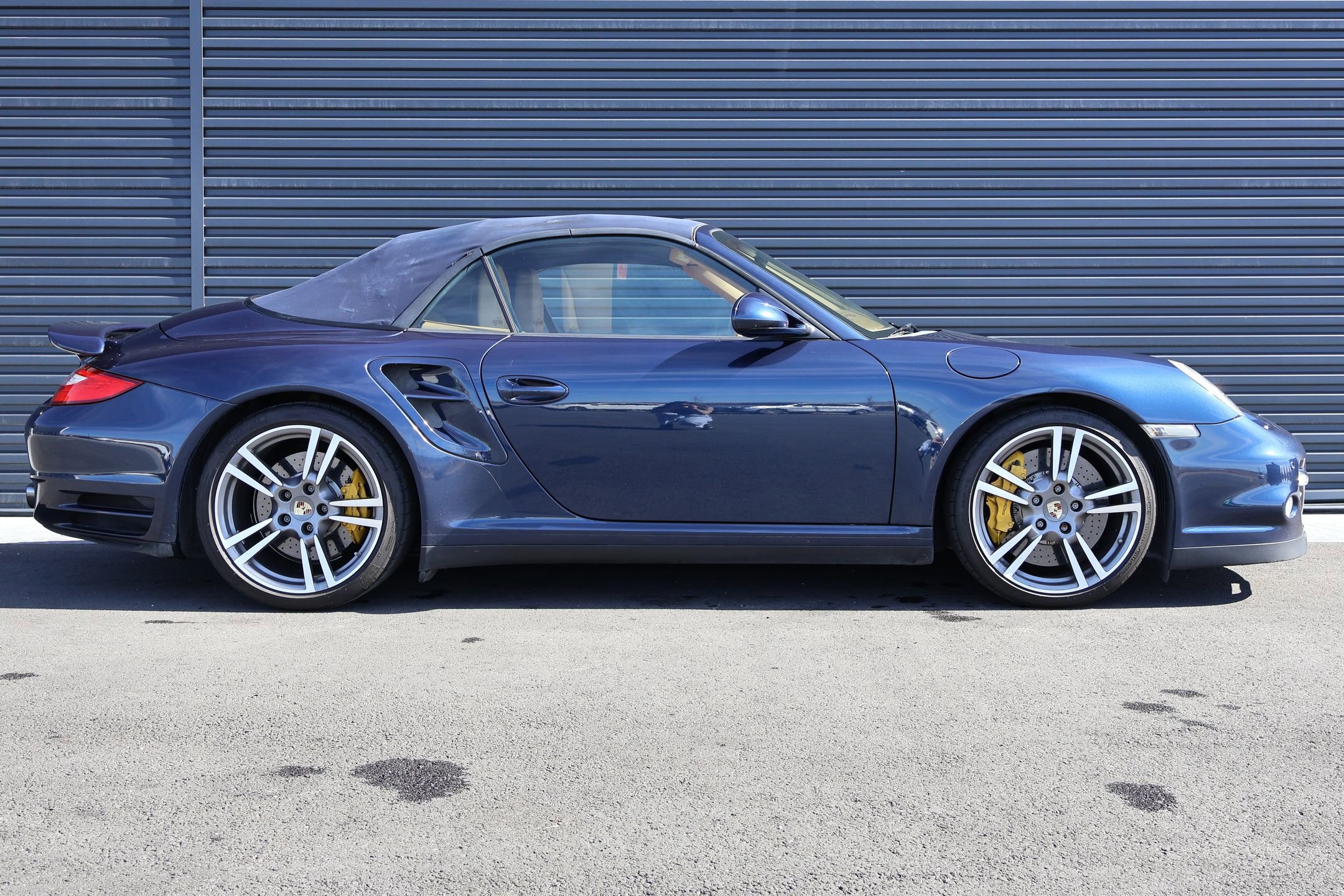 Used 2011 Porsche 911 Turbo S image 8