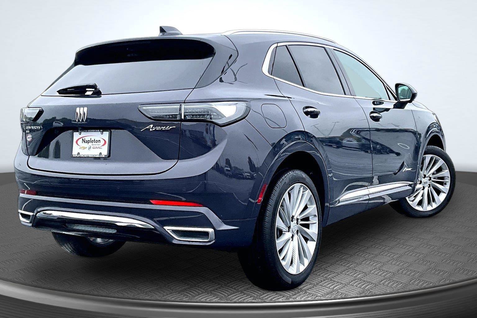 Used 2026 Buick Envision Avenir AWD/4WD image 2