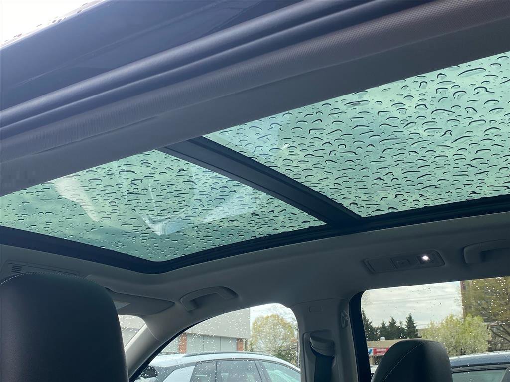 Certified 2023 Volkswagen Tiguan SE w/ Panoramic Sunroof Package image 17