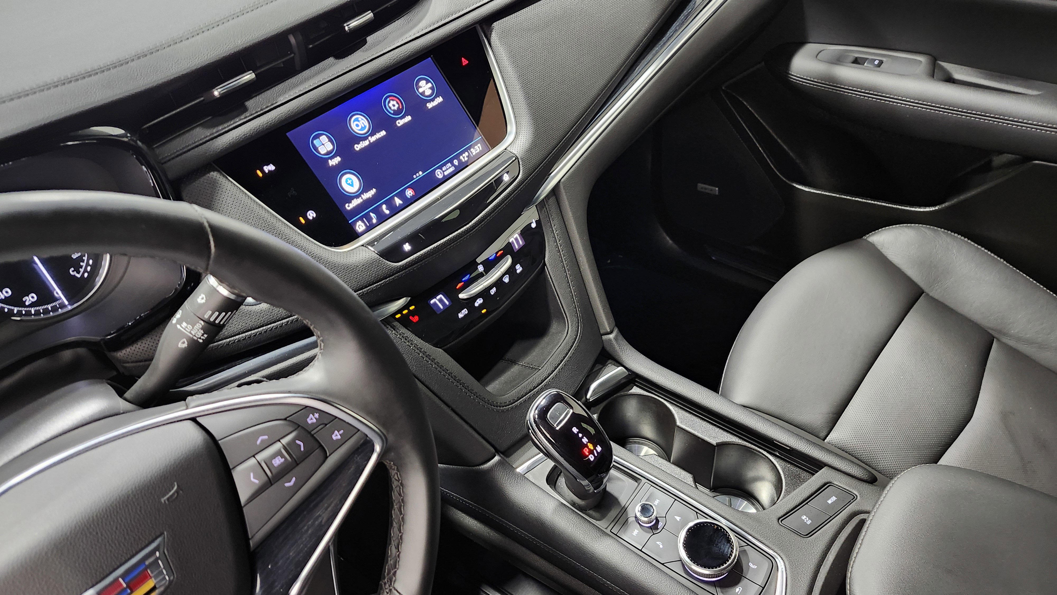 Used 2025 Cadillac XT5 Premium Luxury image 32