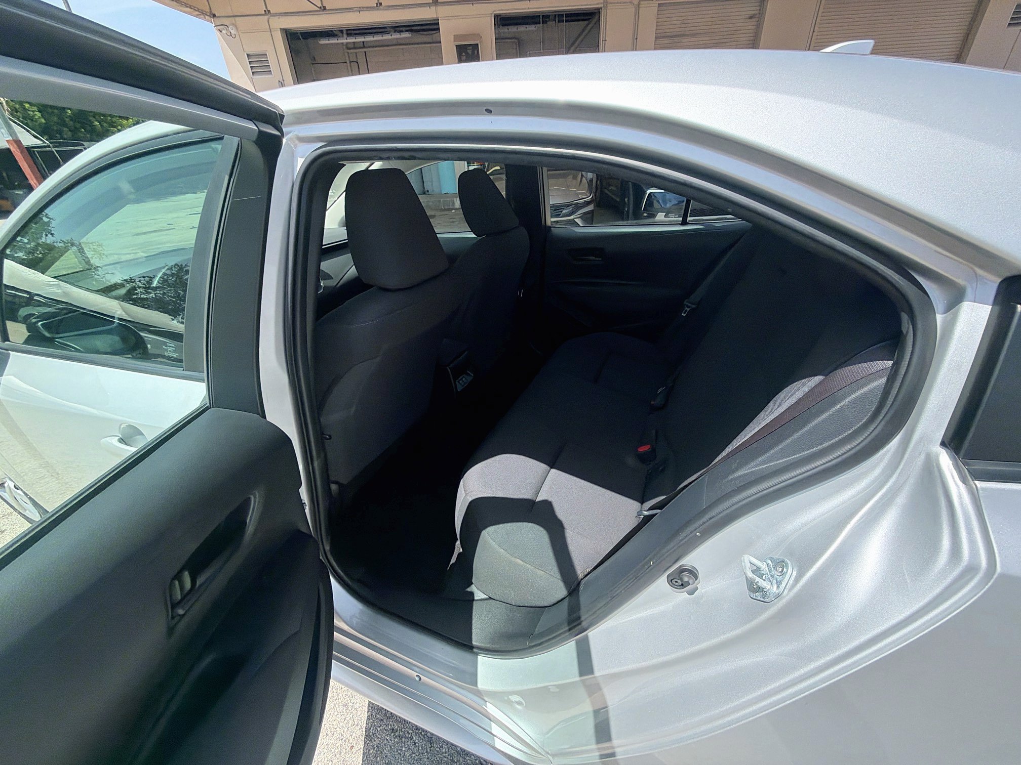 Used 2023 Toyota Corolla LE FWD image 22