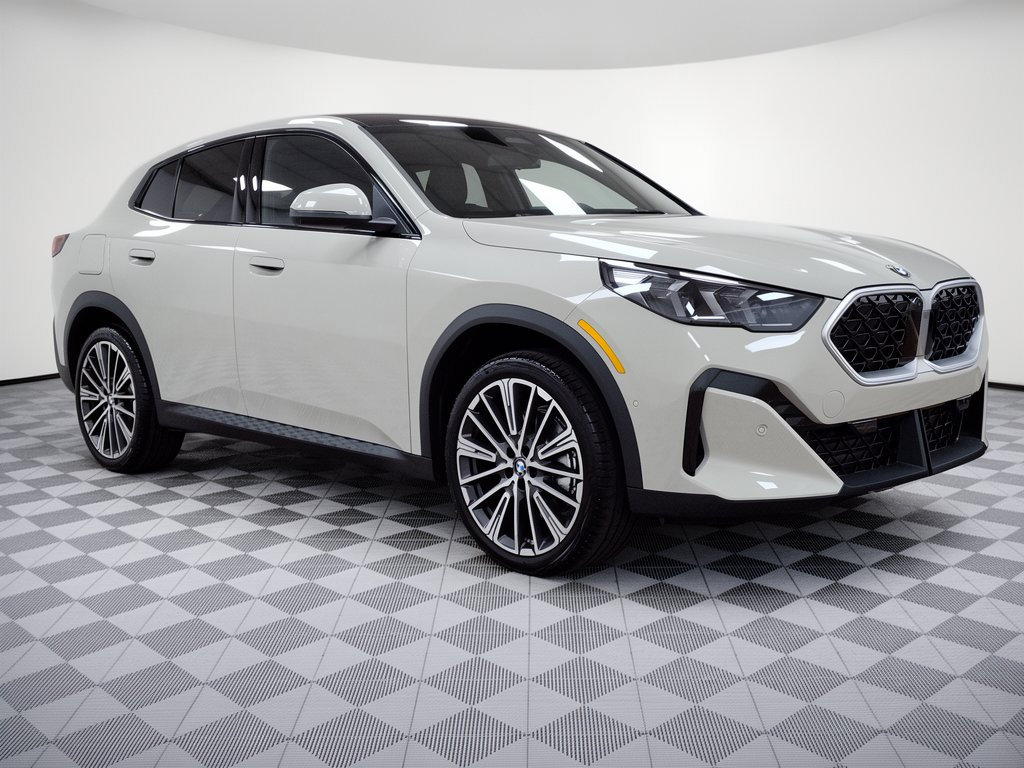 Certified 2026 BMW X2 xDrive28i w/ Technology Package AWD/4WD image 6