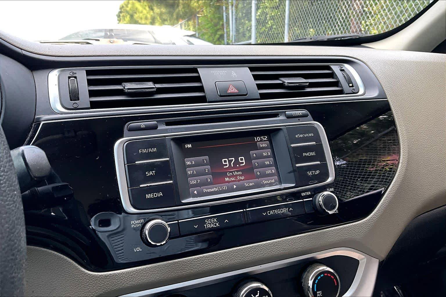 Used 2017 Kia Rio EX w/ Eco Package image 33
